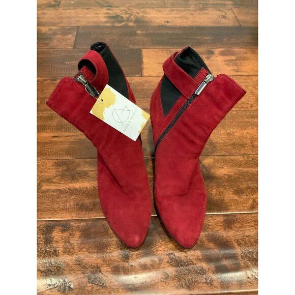 Aquatalia Red Suede High Heel Ankle Booties W/ Buckle & Zipper, Size 12 (US) - Picture 2 of 7